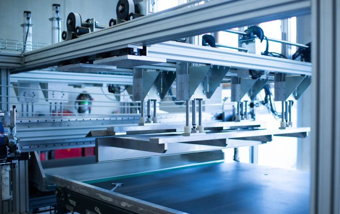 Macchine da taglio RK Macchine Progettazione impianti industriali settore medicale taglio garze